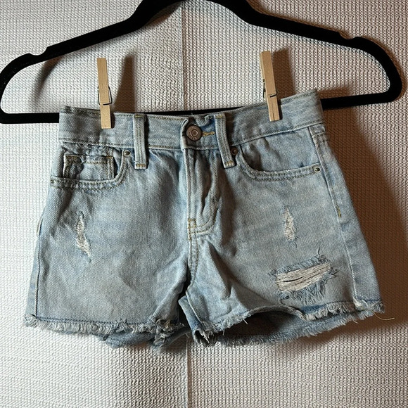 OLD NAVY Hi-Rise Light Denim Distressed Adjustable Waist Girls Shorts Size 6 - Picture 2 of 4